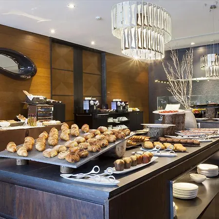 Hotel Ac Baqueira Resort, Autograph Collection 5*